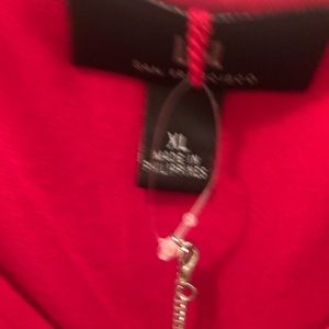 Red top cold shoulder size Xl with necklace new with tags .